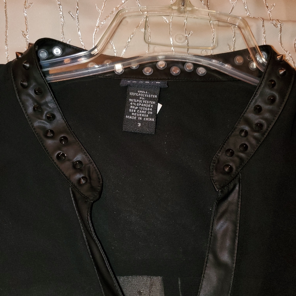 Torrid shirt